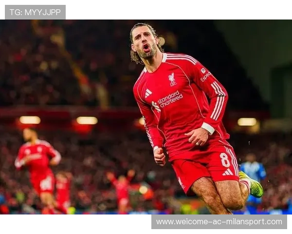 绿茵梦成真！索博从小球童到大场面，索博斯洛伊拜仁